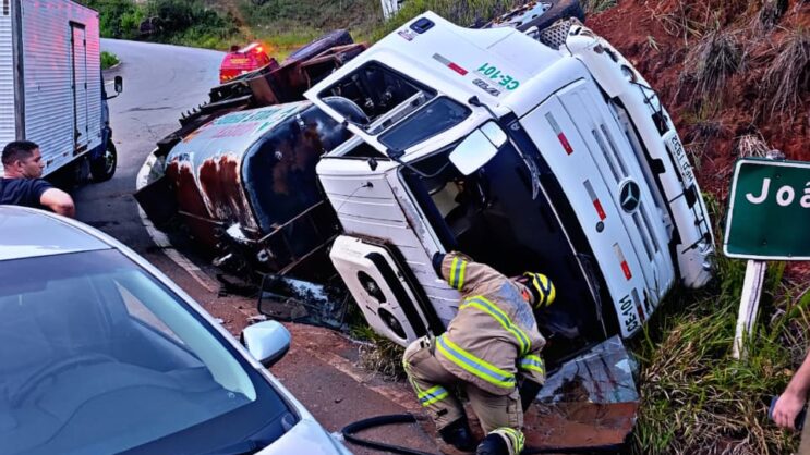 jovem-de-24-anos-morre-apos-acidente-com-caminhao-na-estrada-do-forninho