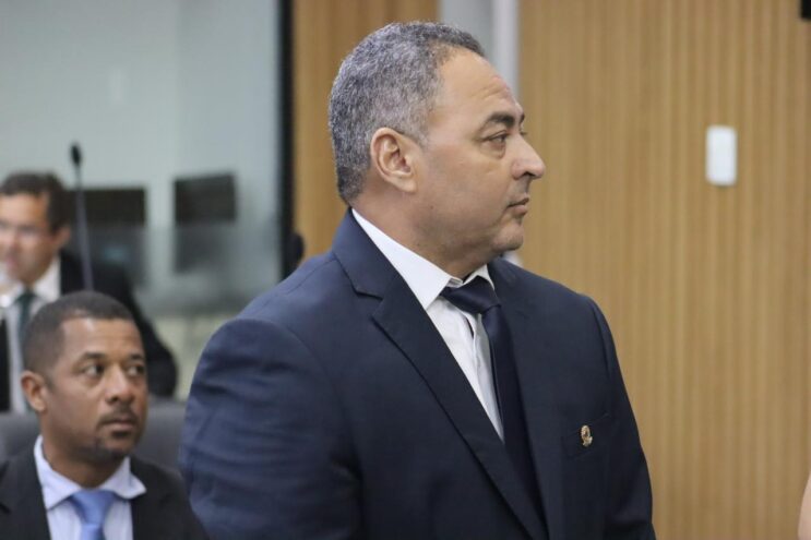 lico-do-carmo-pdt-toma-posse-como-vereador-em-itabira