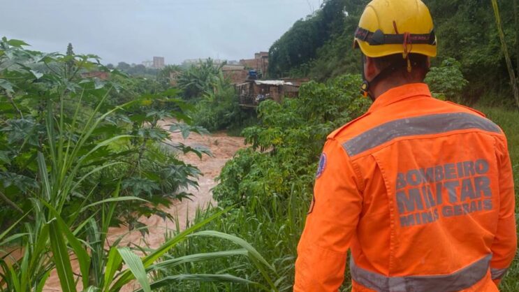 bombeiros-realizam-vistoria-preventiva-em-itabira-apos-chuvas