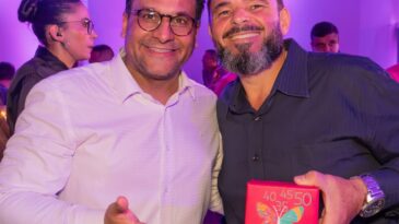 andre-viana-participa-de-evento-que-homenageia-colaboradores-da-vale