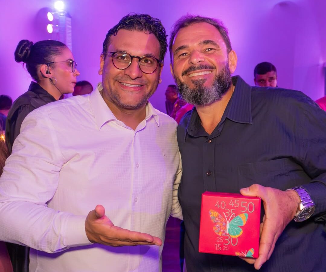 andre-viana-participa-de-evento-que-homenageia-colaboradores-da-vale