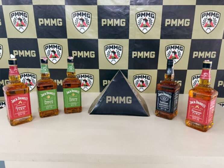 homem-e-detido-apos-tentar-furtar-garrafas-de-whisky-em-joao-monlevade