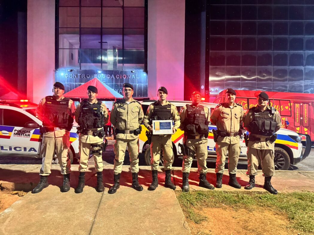 militar-e-homenageado-com-titulo-de-operario-do-ano-em-j-monlevade