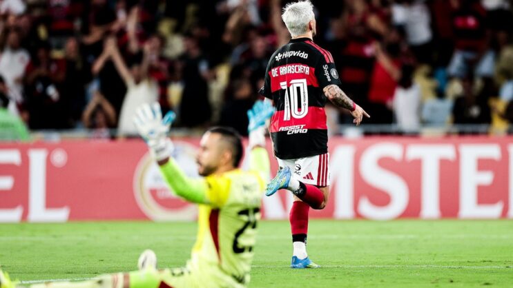 no-maracana-flamengo-atropela-e-segue-lider