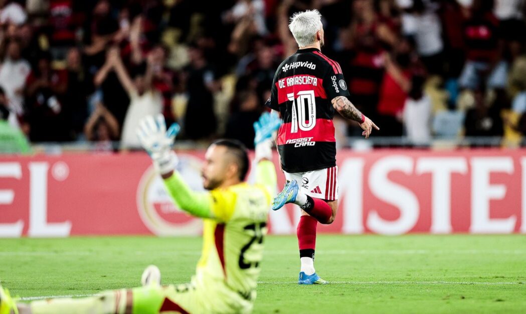 no-maracana-flamengo-atropela-e-segue-lider