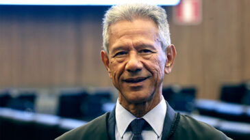 vicente-de-oliveira-silva-e-eleito-presidente-do-tjmg