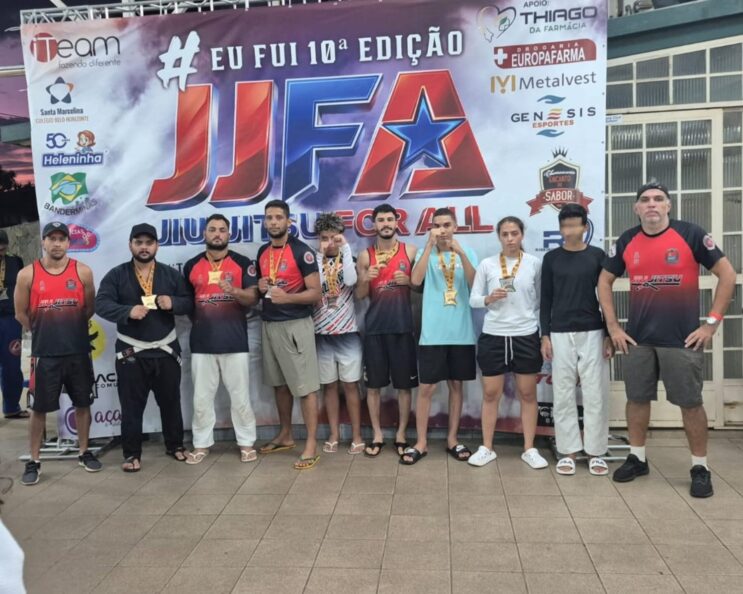 equipe-sao-goncalense-se-destaca-em-competicao-estadual-de-jiu-jitsu