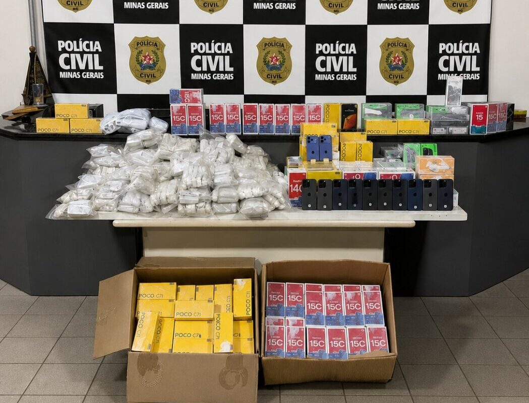 droga-avaliada-em-mais-de-r-8-milhoes-e-encontrada-em-carga-de-farinha
