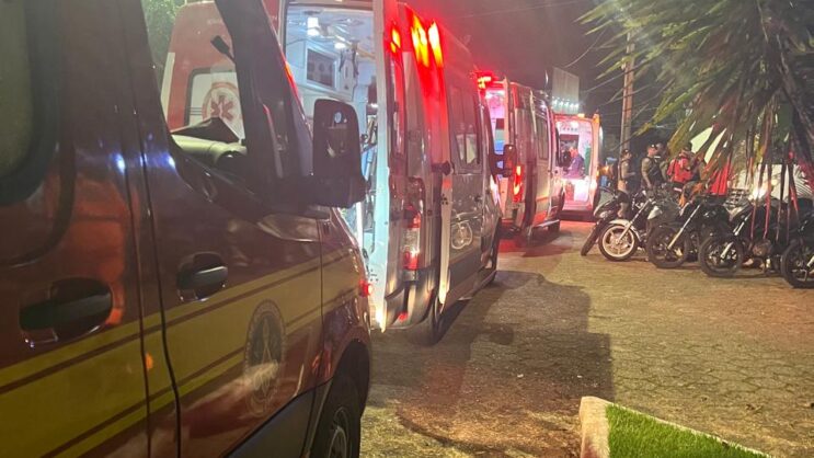 parte-de-estrutura-apresenta-problema-durante-evento-em-itabira