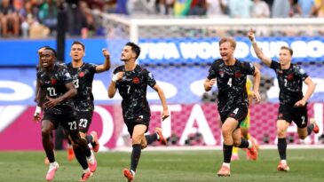 canada-vence-a-africa-do-sul-e-garante-vaga-nas-oitavas-de-final