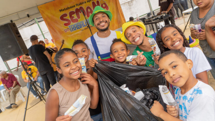 Metabase fortalece laços comunitários com evento social