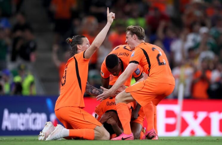 marrocos-vence-a-holanda-nos-penaltis-e-segue-no-mundial