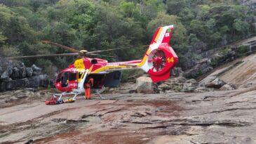 mulher-sofre-queda-em-cachoeira-e-e-resgatada-de-helicoptero