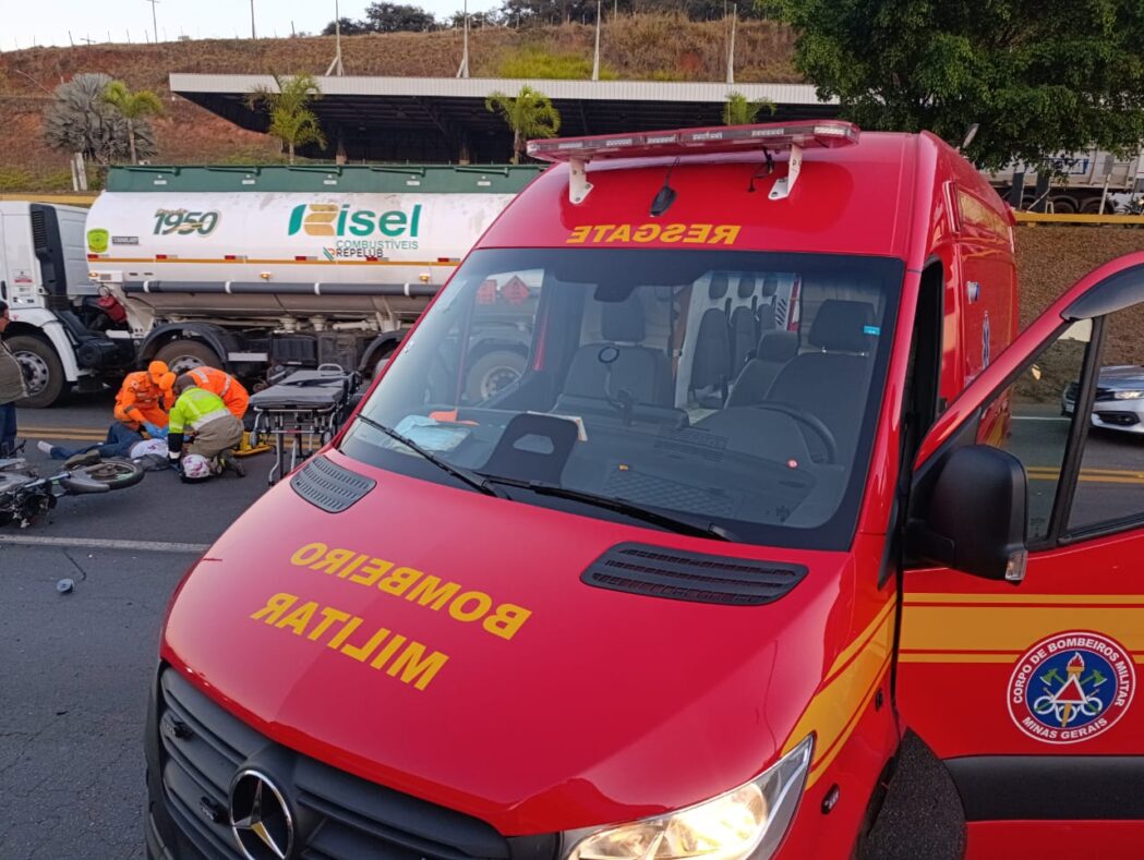 motociclista-fica-ferido-apos-colisao-com-caminhao-na-br-381-em-j-monlevade