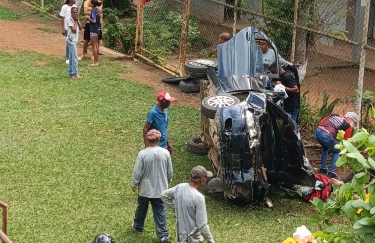 capotamento-deixa-uma-pessoa-morta-e-duas-feridas-em-s-d-do-prata