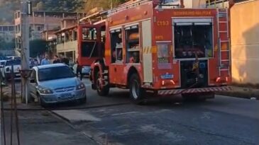 incendio-atinge-residencia-sob-igreja-no-gabiroba-em-itabira