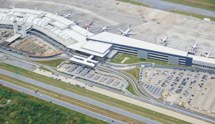 problema-na-pista-provoca-cancelamentos-de-voos-no-aeroporto-de-confins