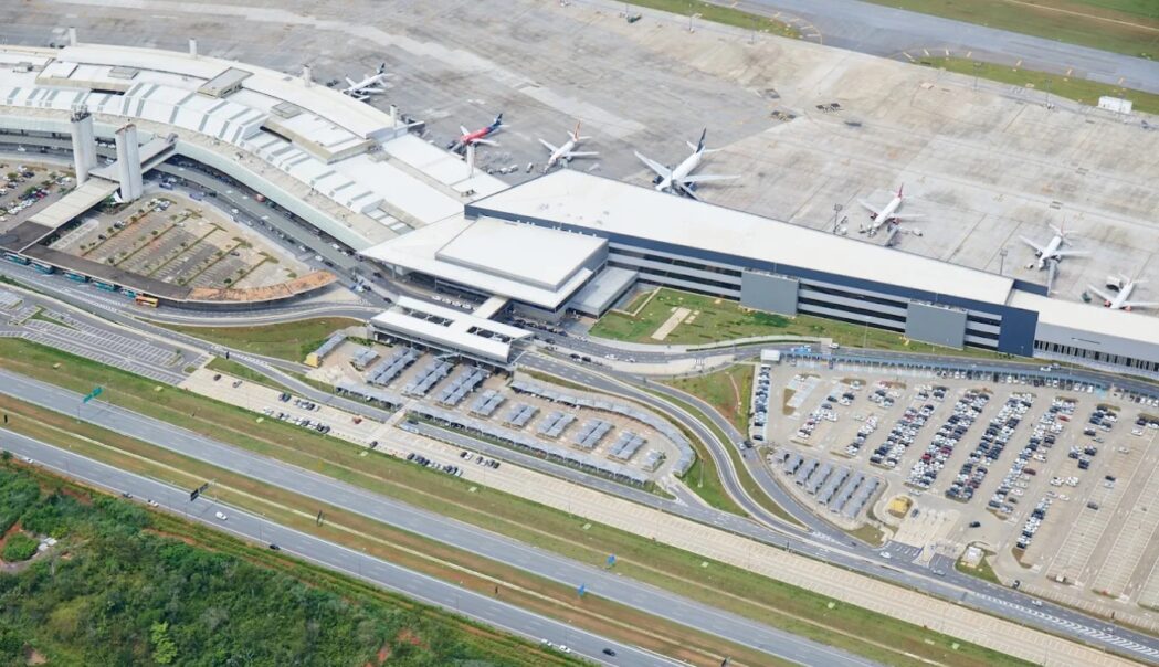 problema-na-pista-provoca-cancelamentos-de-voos-no-aeroporto-de-confins
