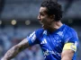cruzeiro-vence-athletico-pr-e-ganha-forca-na-briga-pelo-g4