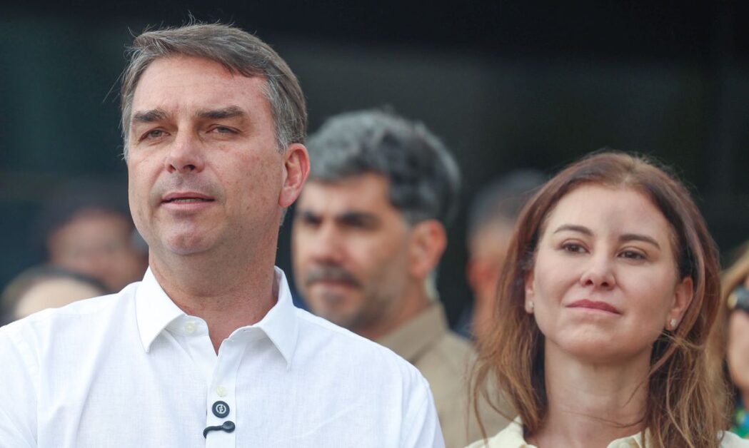 eua-confirmam-vistos-para-flavio-bolsonaro-e-familia