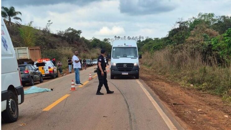 motociclista-morre-apos-colisao-frontal-com-carreta-em-catas-altas