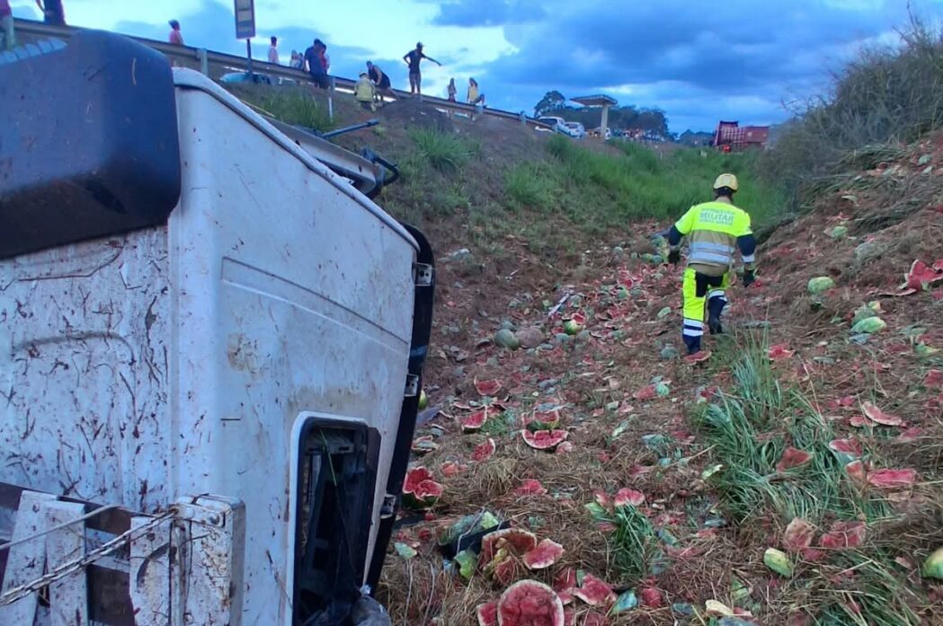 acidente-deixa-trabalhadores-mortos-na-br-381-em-bom-jesus-do-amparo