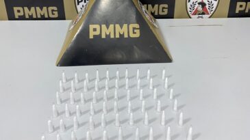 adolescente-e-apreendido-com-60-pinos-de-cocaina-em-itabira