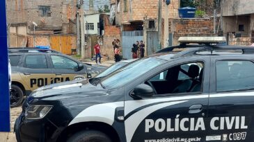 mulher-e-encontrada-morta-em-casa-policia-suspeita-de-feminicidio