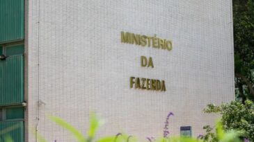 arrecadacao-federal-bate-recorde-para-setembro-e-chega-a-r-2394-bilhoes