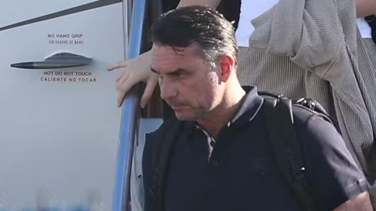 flavio-bolsonaro-chega-aos-estados-unidos-apos-descumprir-decisao-do-stf