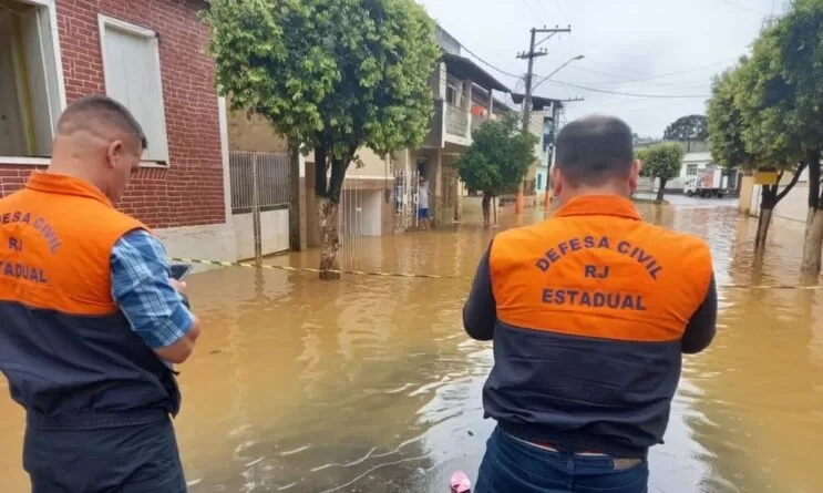 chuvas-em-petropolis-deixam-pelo-menos-34-mortos