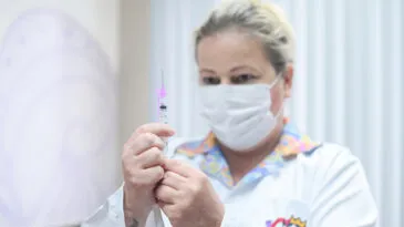 gripe-vacinacao-anual-reduz-riscos-de-contagio-e-complicacoes